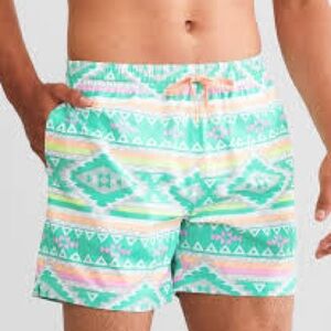 Chubbies Men's "The En Fuegos"  Swim Trunks  Aztec-inspired geometric print XXL
